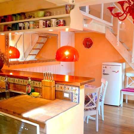 Storico Loft Nel Cuore Di لوكا المظهر الخارجي الصورة