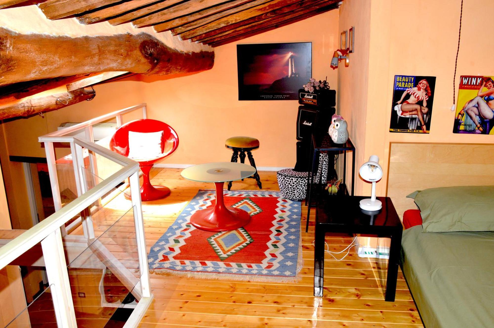Storico Loft Nel Cuore Di لوكا المظهر الخارجي الصورة