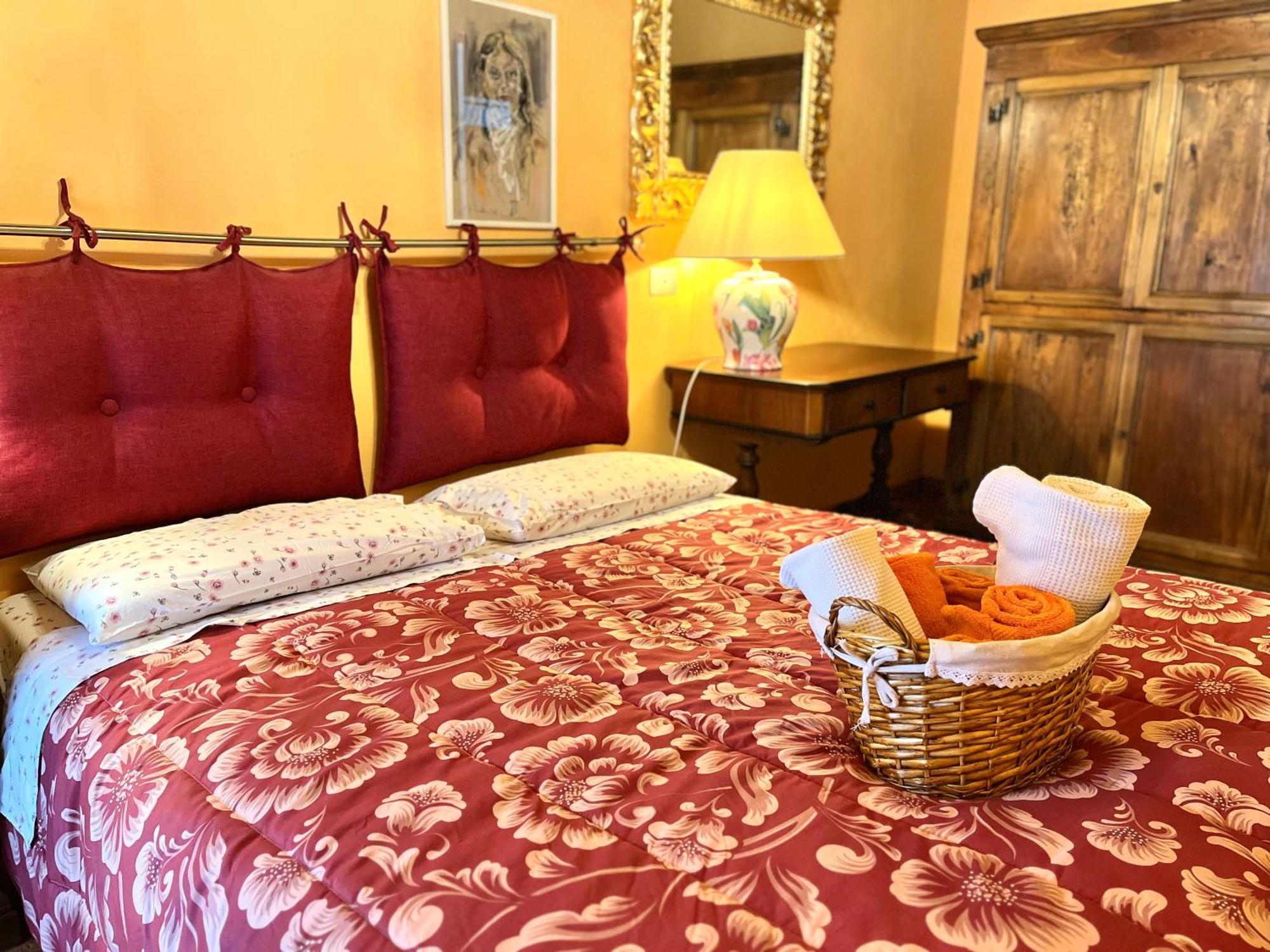 Storico Loft Nel Cuore Di لوكا المظهر الخارجي الصورة