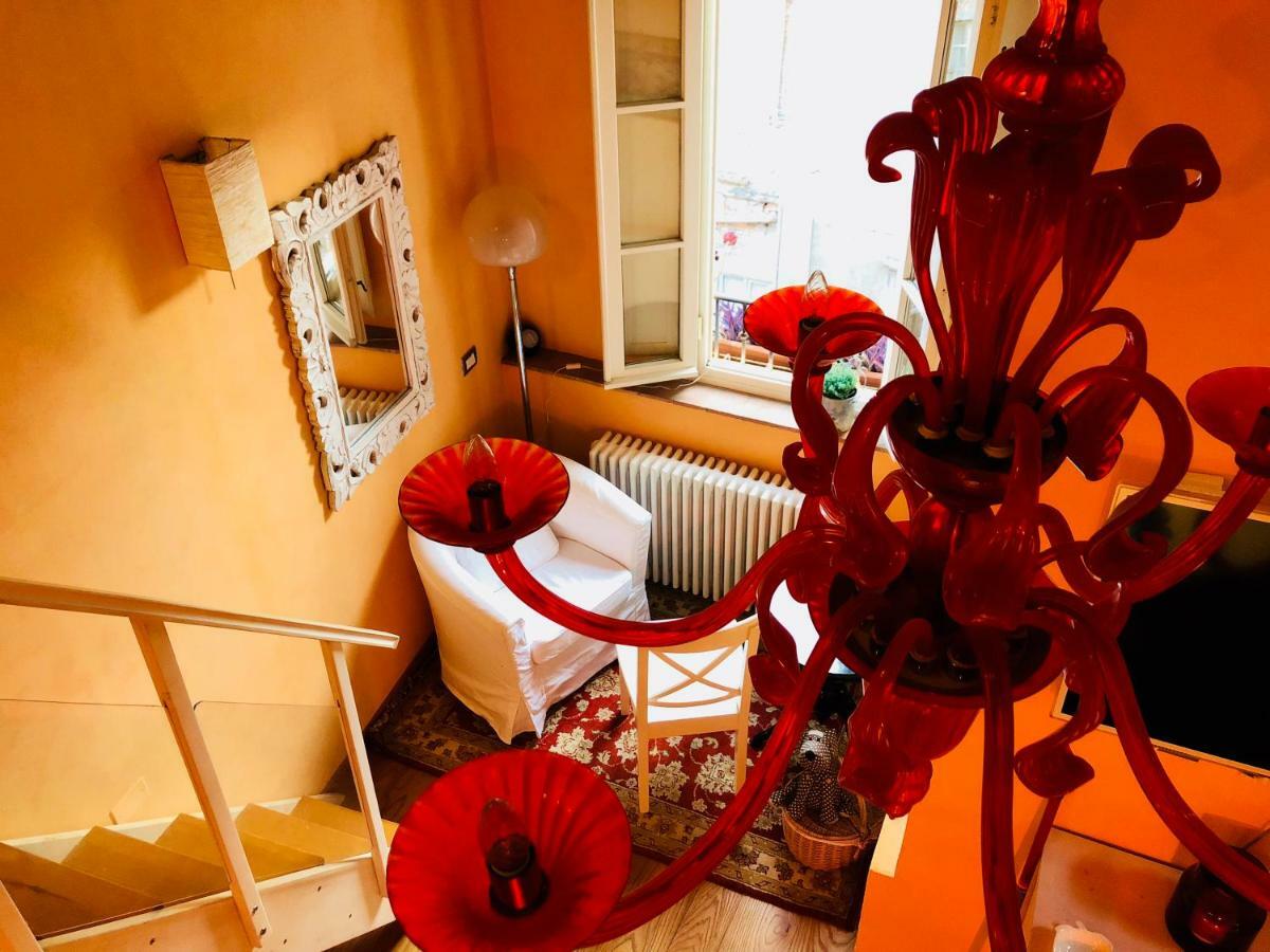 Storico Loft Nel Cuore Di لوكا المظهر الخارجي الصورة